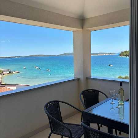 Sea View Apartments ז'אבוריץ' מראה חיצוני תמונה