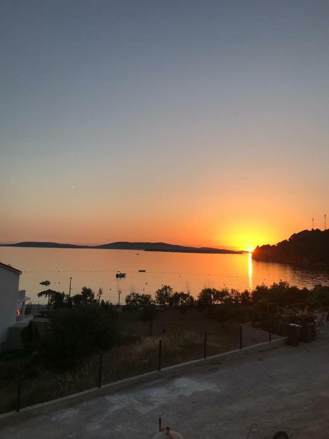 Sea View Apartments ז'אבוריץ' מראה חיצוני תמונה